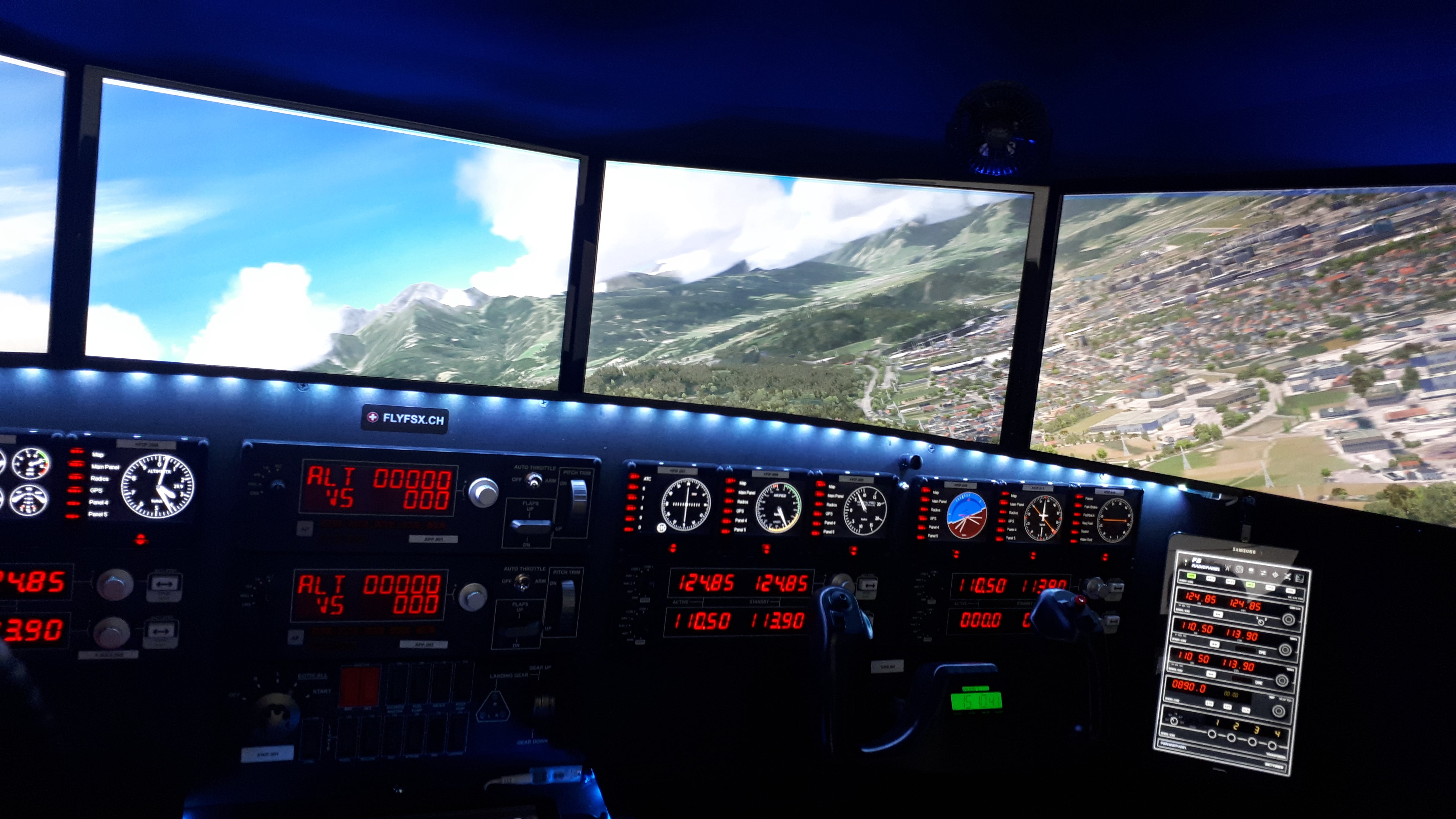 FLYFSX - Flugsimulator - Flight Simulator -  Rüchligweg 55 - 4125 Riehen - Basel - Baden - Aarau - Zürich - Schweiz - Lörrach - Freiburg - Deutschland. 