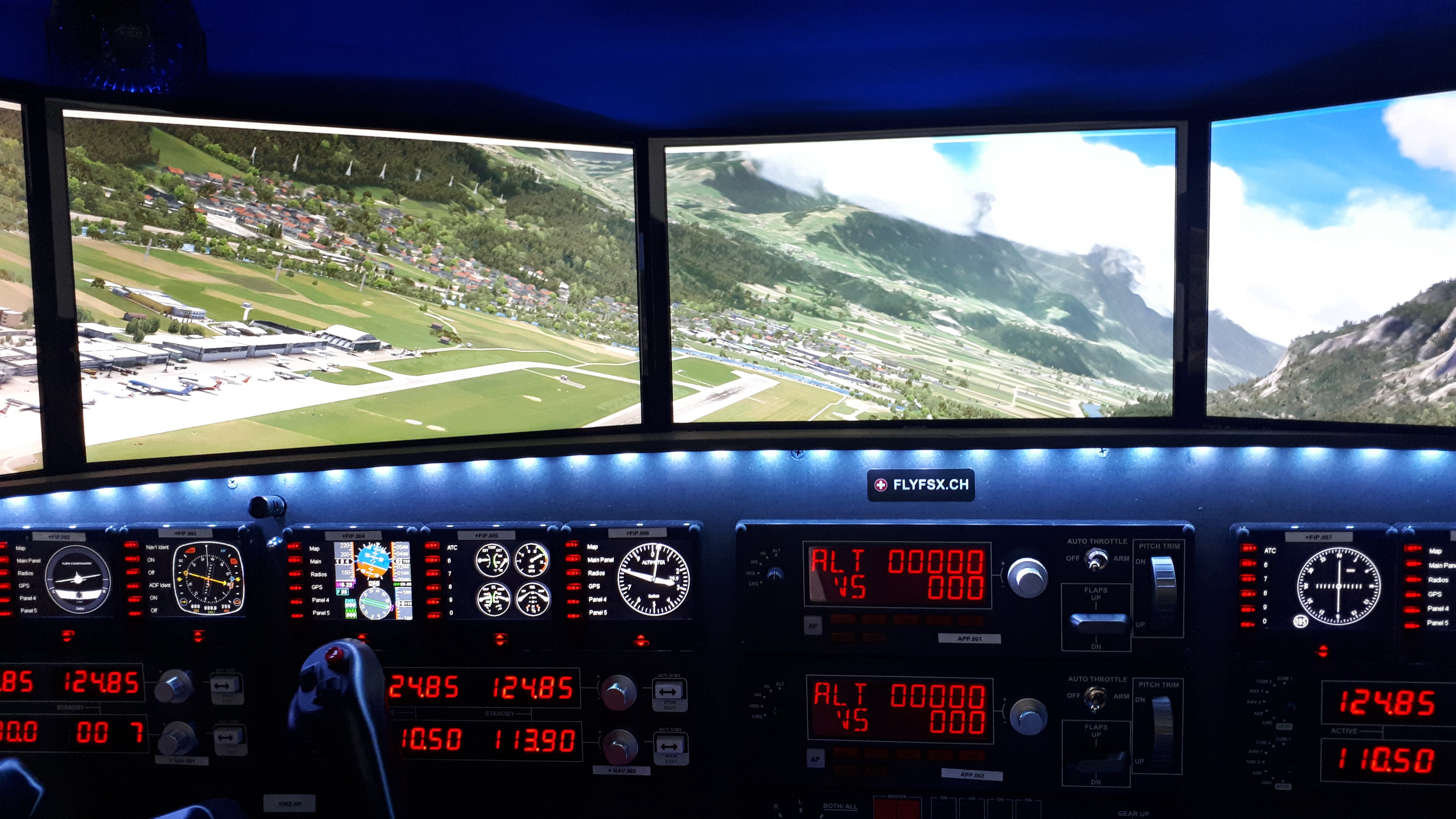 FLYFSX - Flugsimulator - Flight Simulator -  Rüchligweg 55 - 4125 Riehen - Basel - Baden - Aarau - Zürich - Schweiz - Lörrach - Freiburg - Deutschland. 