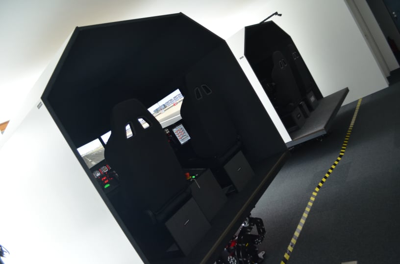 FLYFSX - Flugsimulator - Flight Simulator -  Rüchligweg 55 - 4125 Riehen - Basel - Baden - Aarau - Zürich - Schweiz - Lörrach - Freiburg - Deutschland. 